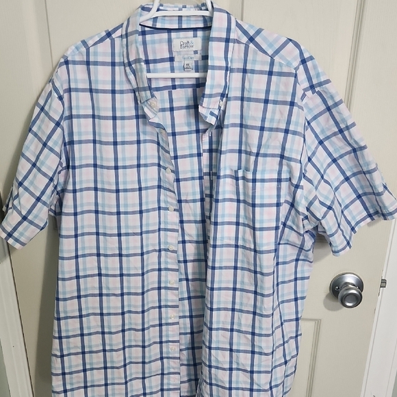 Croft & Barrow Men's Light Blue and White Plaid Shirt - Picture 1 of 1